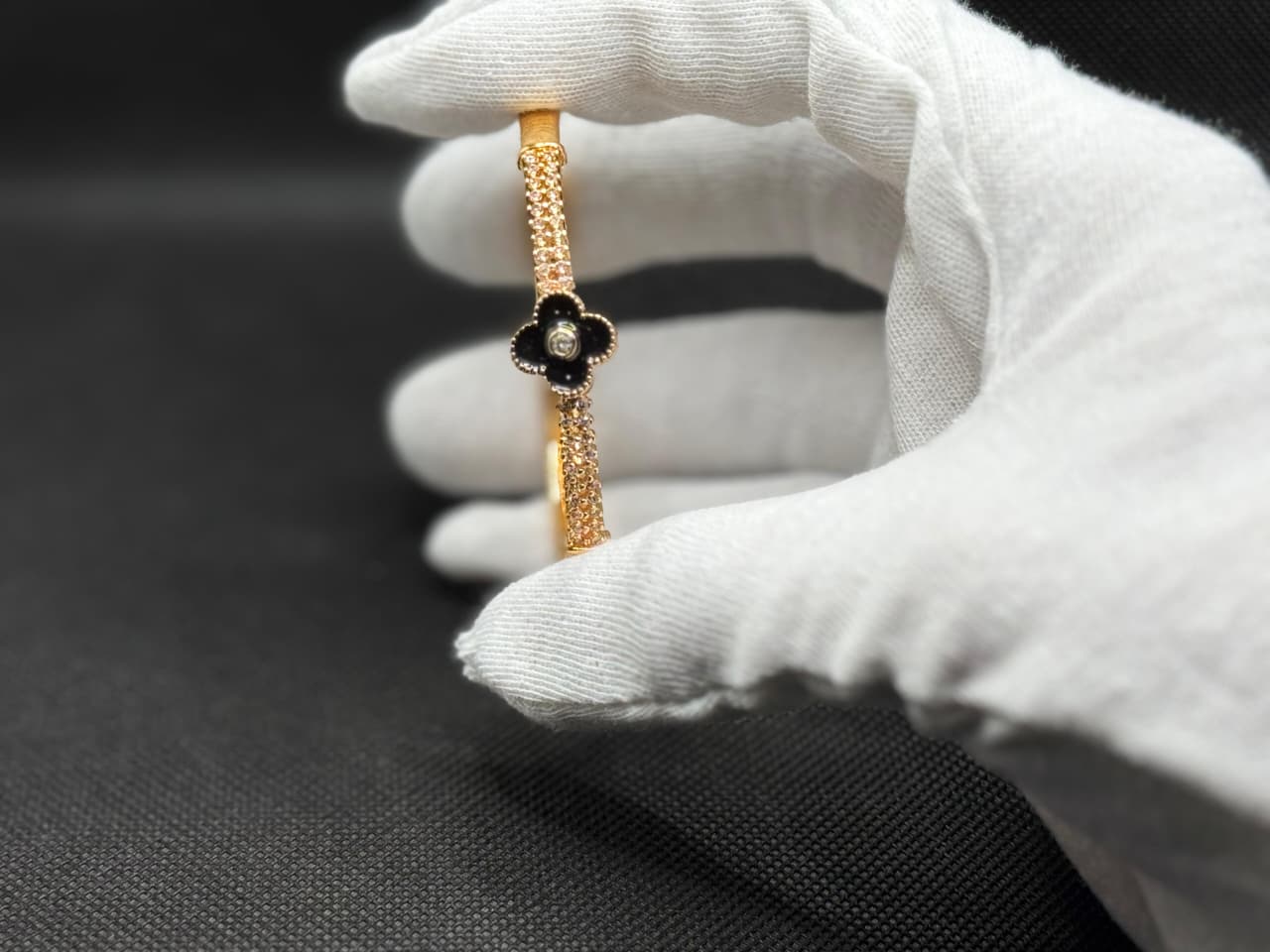 🖤Black Flower Elegance Bangles