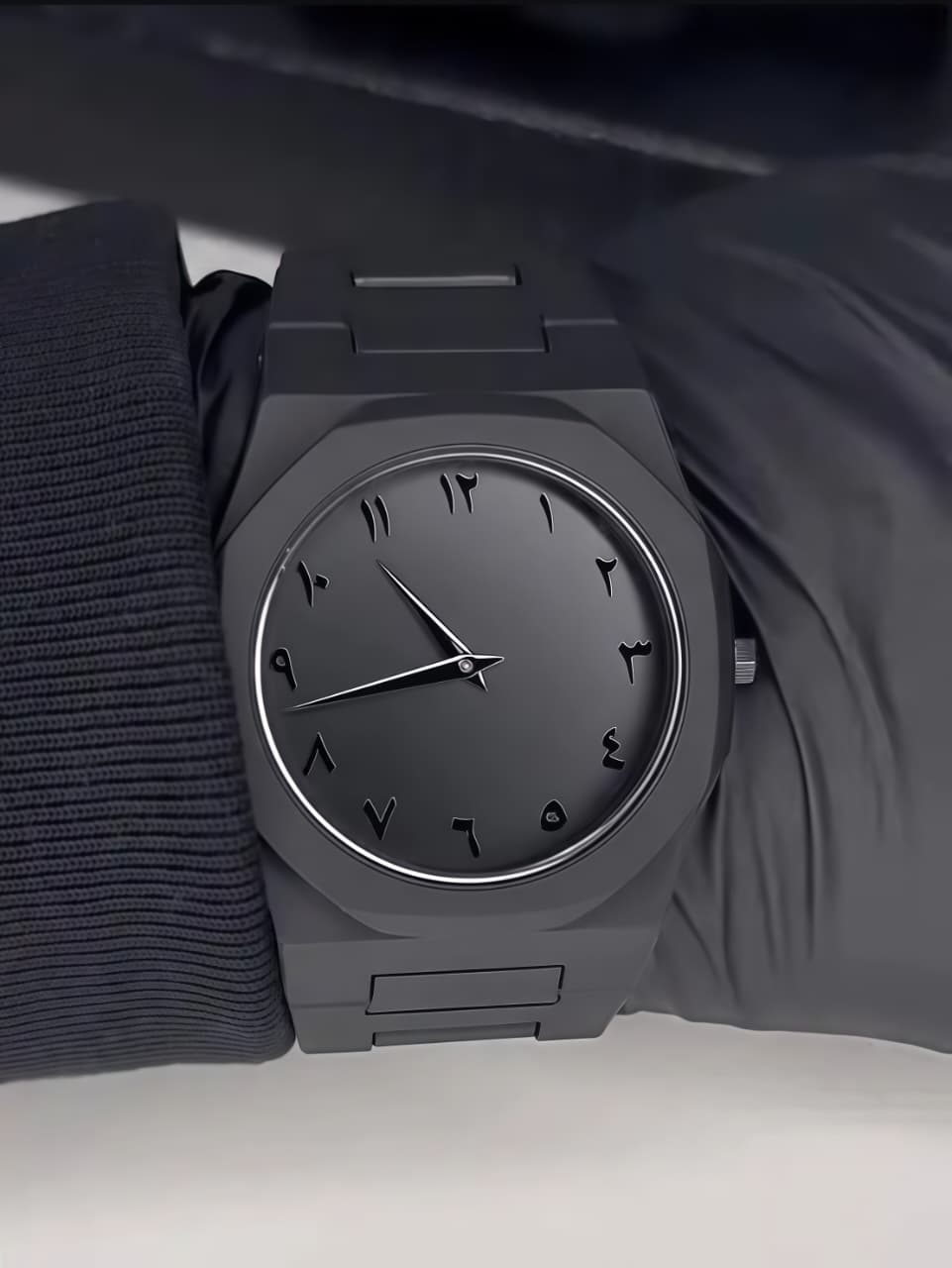 Black Arabic Aura watch
